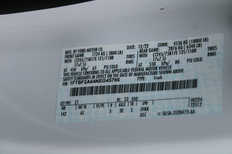 Ford Super Duty F-250 SRW Vehicle Image 14