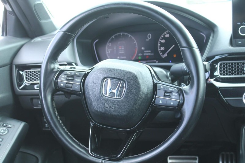 Honda Civic Sedan Vehicle Image 14