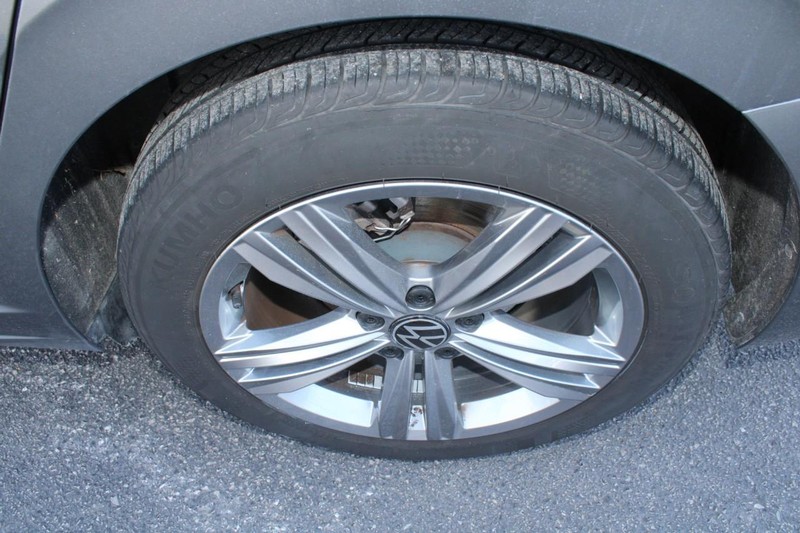 Volkswagen Jetta Vehicle Image 07