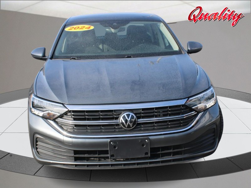 Volkswagen Jetta Vehicle Image 10