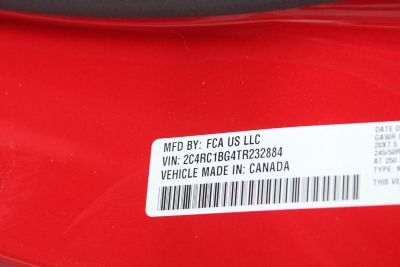 Chrysler Pacifica Vehicle Image 08