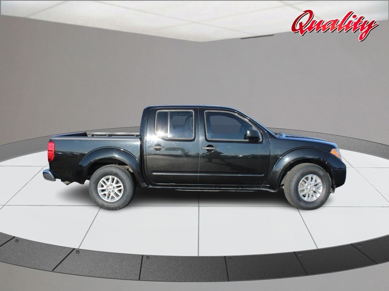 Nissan Frontier Vehicle Image 02