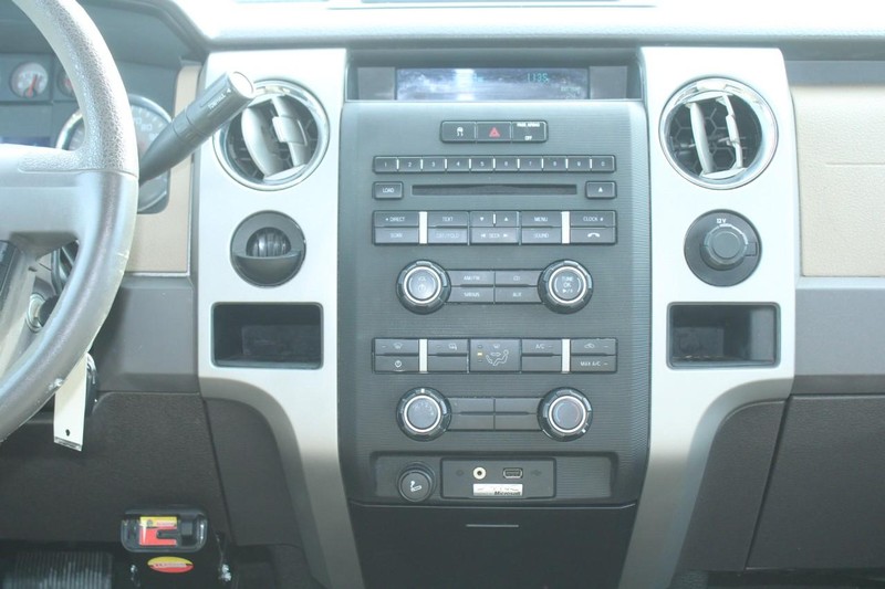 Ford F-150 Vehicle Image 14