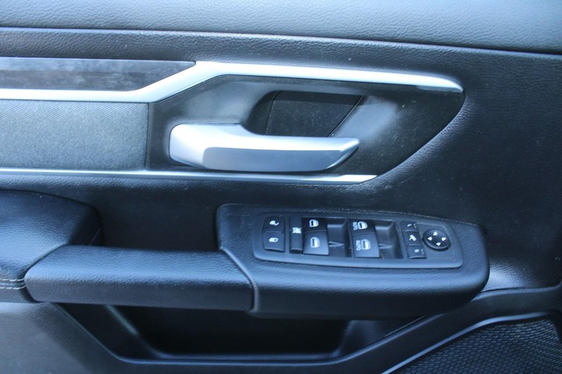 Ram 1500 Vehicle Image 09