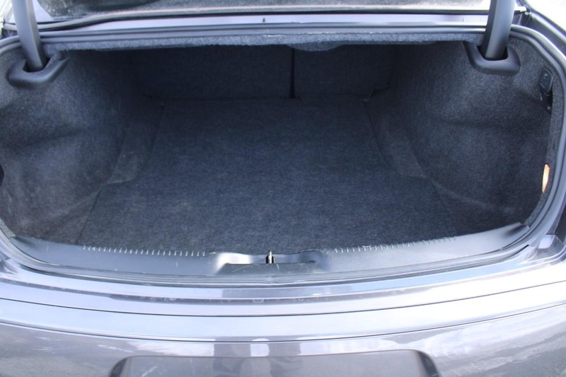 Chrysler 300 Vehicle Image 06