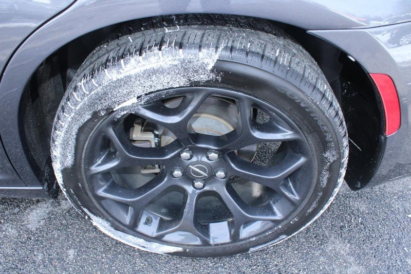 Chrysler 300 Vehicle Image 07