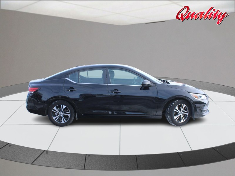 Nissan Sentra Vehicle Image 02