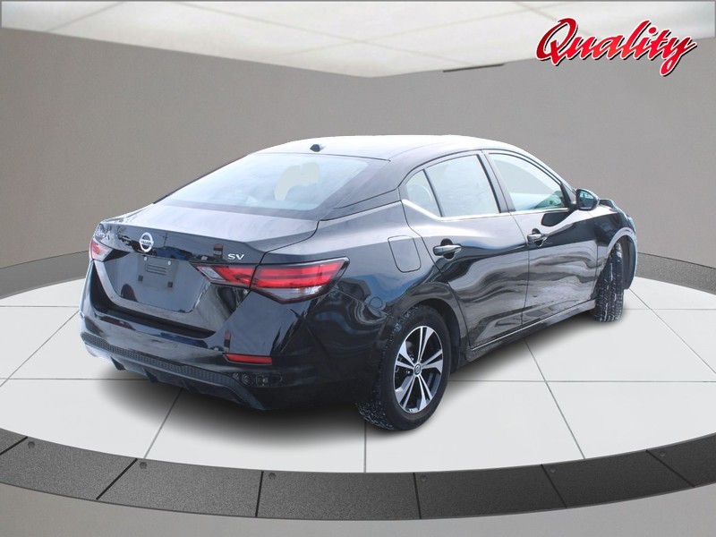 Nissan Sentra Vehicle Image 03