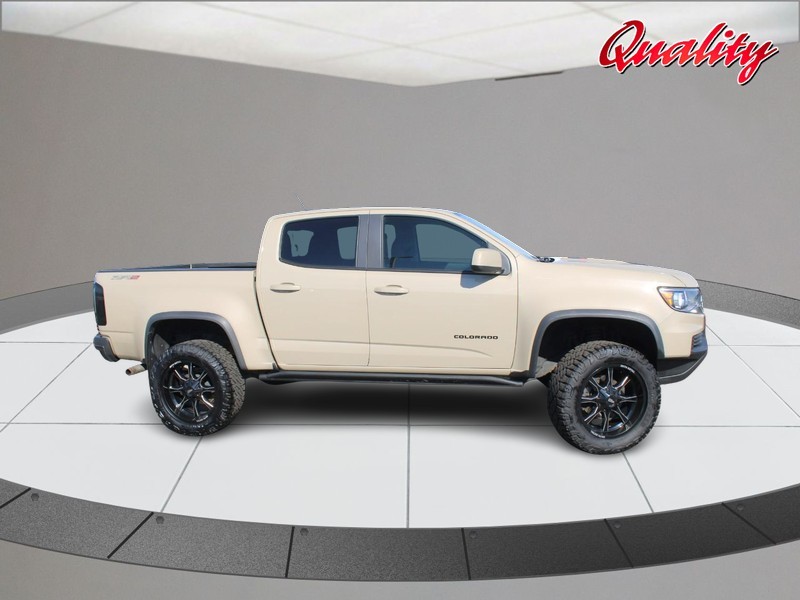 Chevrolet Colorado Vehicle Image 02