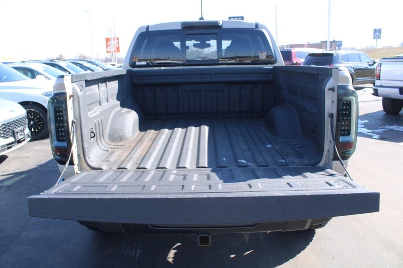 Chevrolet Colorado Vehicle Image 06