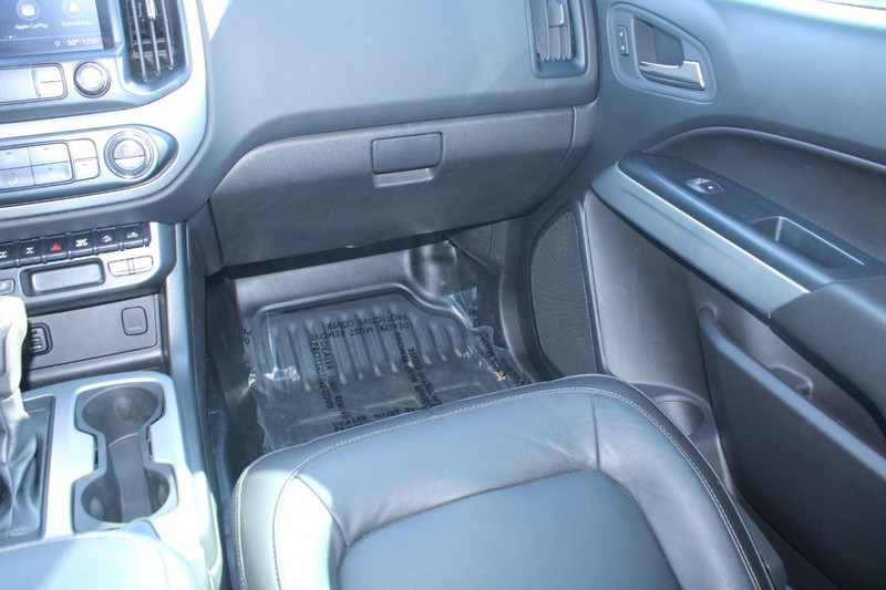 Chevrolet Colorado Vehicle Image 16