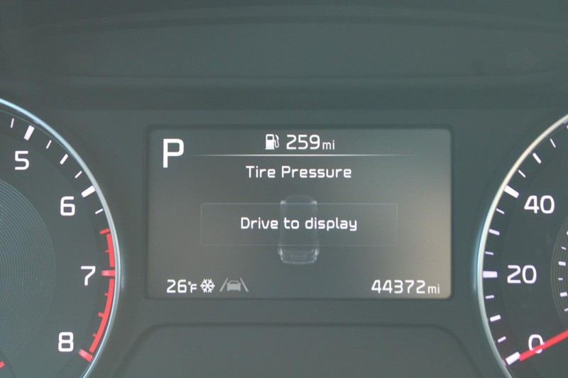 Kia Forte Vehicle Image 19