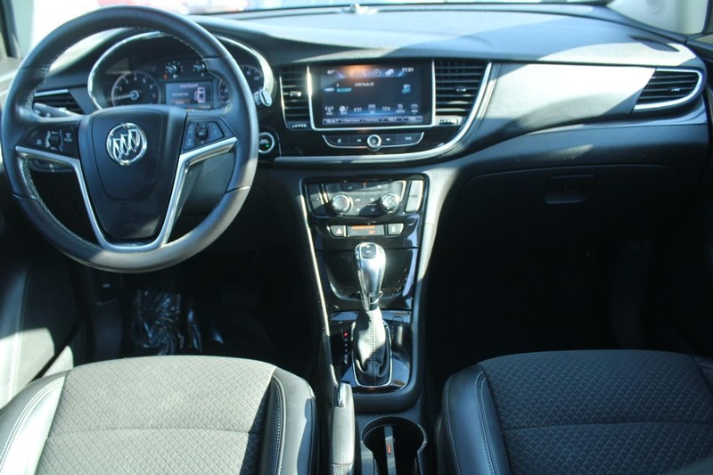 Buick Encore Vehicle Full-screen Gallery Image 13