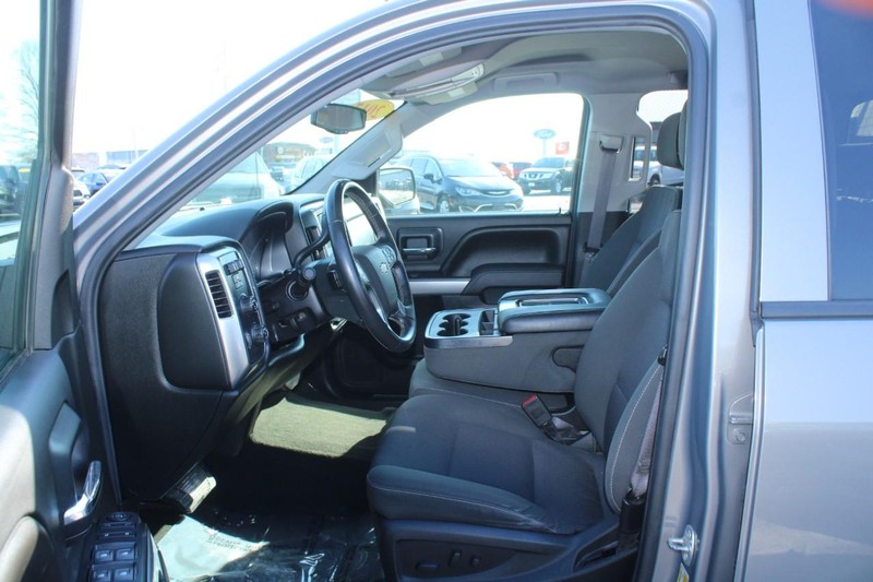 Chevrolet Silverado 1500 Vehicle Full-screen Gallery Image 08