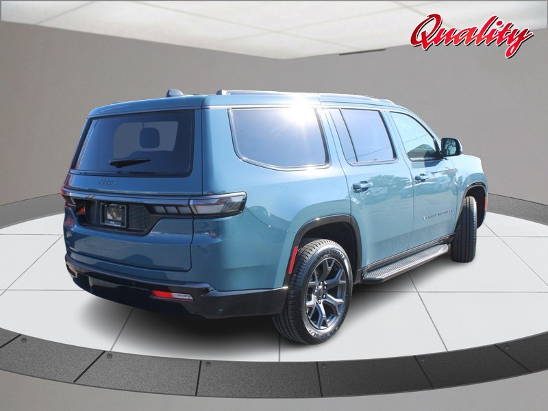 Jeep Grand Wagoneer Vehicle Image 03