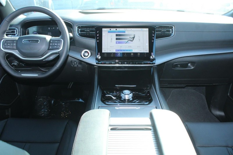 Jeep Grand Wagoneer Vehicle Image 05