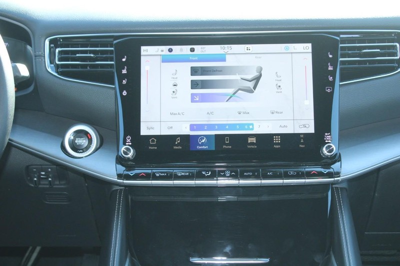 Jeep Grand Wagoneer Vehicle Image 07