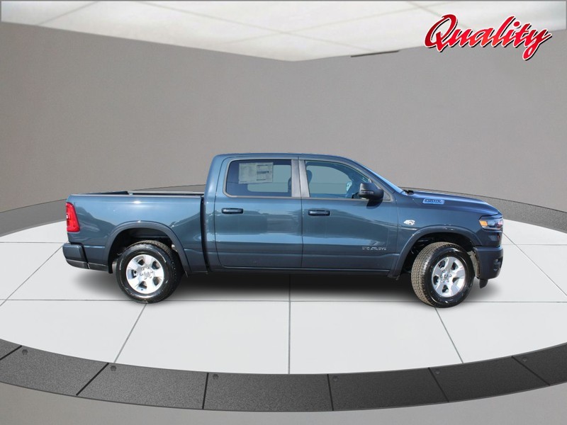 Ram 1500 Vehicle Image 02