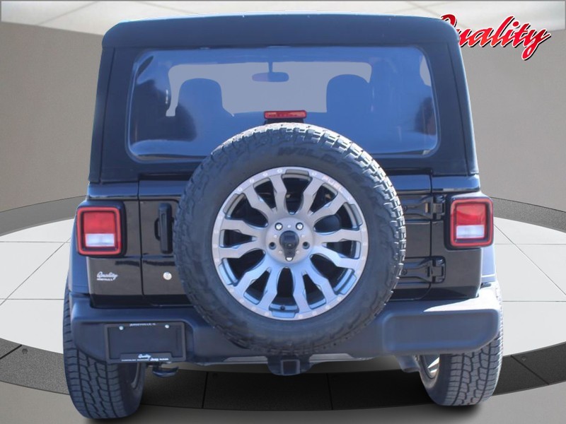 Jeep Wrangler Vehicle Image 04