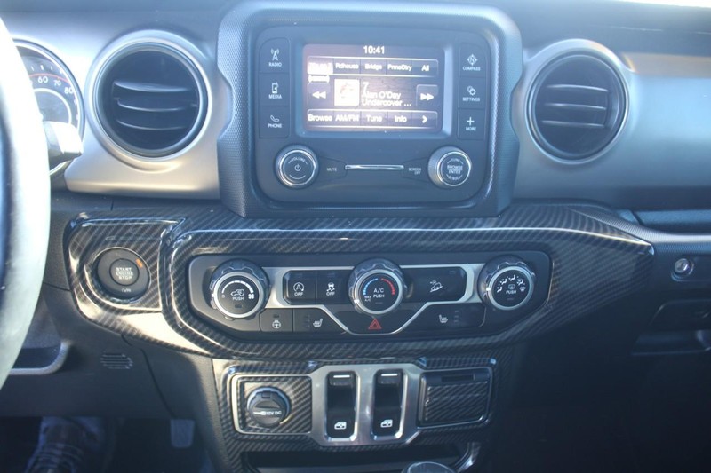 Jeep Wrangler Vehicle Image 20