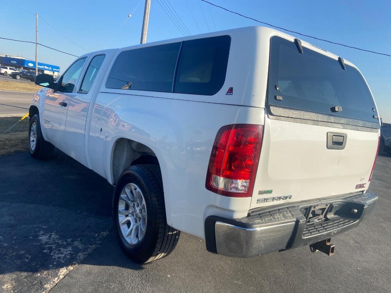 GMC SIERRA 1500 Vehicle Image 04