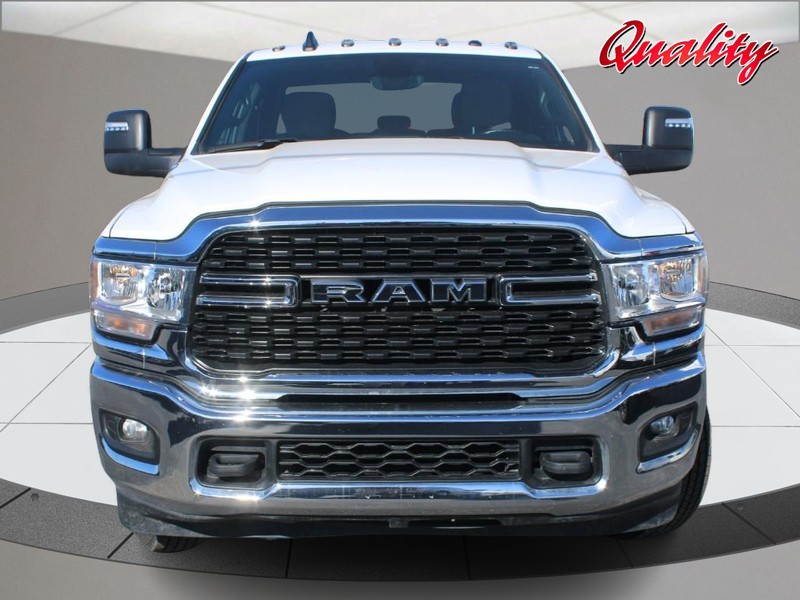 Ram 3500 Vehicle Image 10