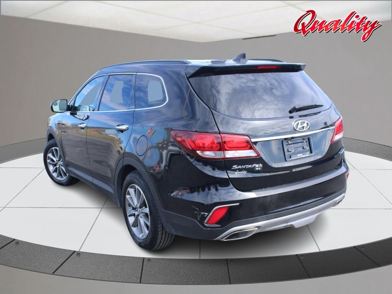 Hyundai Santa Fe XL Vehicle Image 05