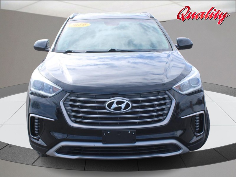 Hyundai Santa Fe XL Vehicle Image 10