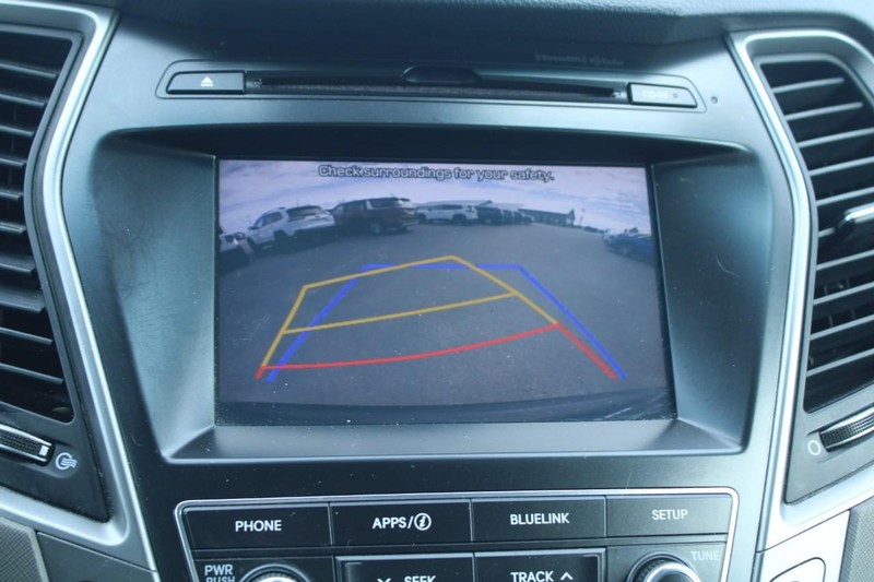 Hyundai Santa Fe XL Vehicle Image 20