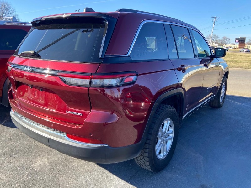 Jeep Grand Cherokee L Vehicle Image 05