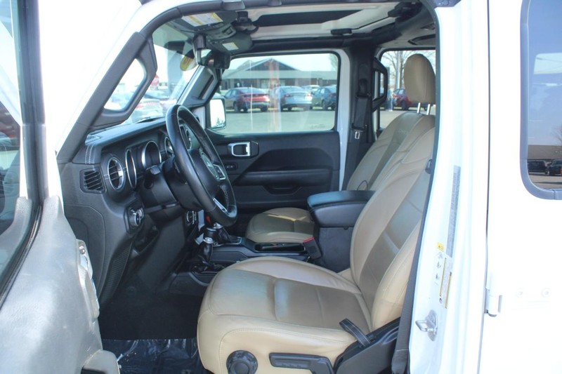 Jeep Wrangler Unlimited Vehicle Image 08