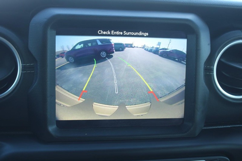 Jeep Wrangler Unlimited Vehicle Image 21