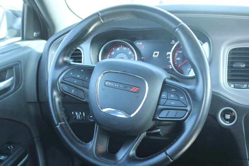 Dodge Charger Vehicle Image 14