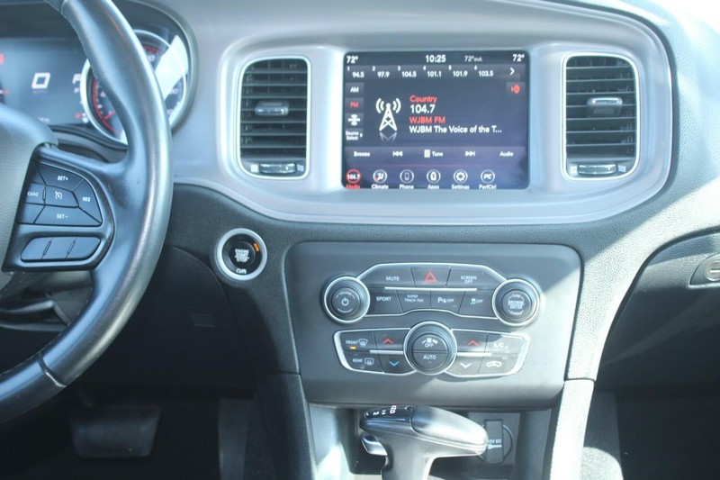 Dodge Charger Vehicle Image 15