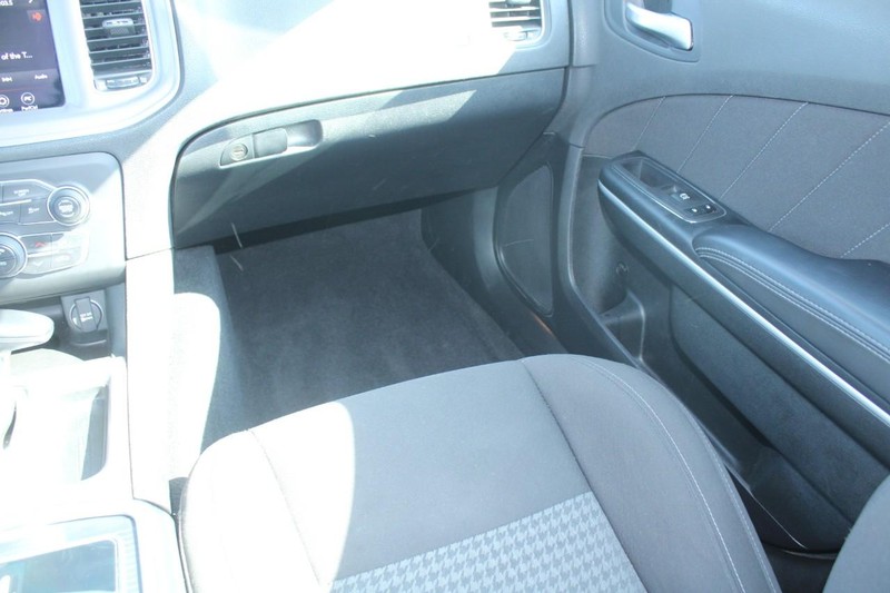 Dodge Charger Vehicle Image 16