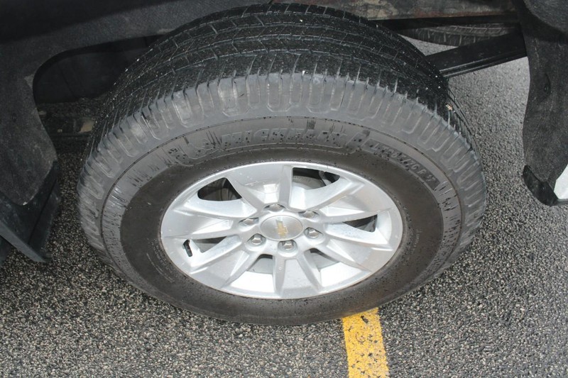 Chevrolet Silverado 1500 Vehicle Full-screen Gallery Image 07