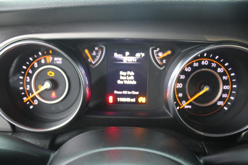 Jeep Gladiator Vehicle Image 18