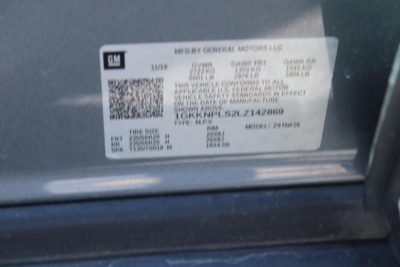 GMC Acadia Vehicle Image 17