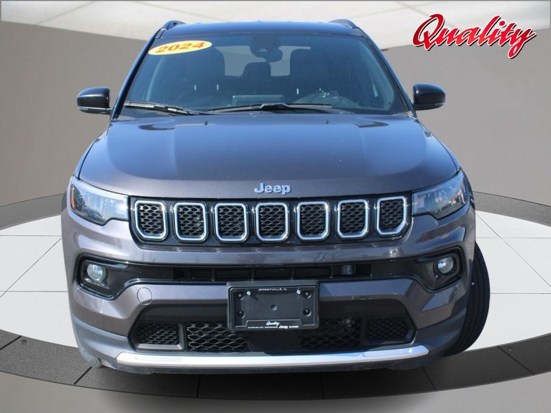 Jeep Compass Vehicle Image 10