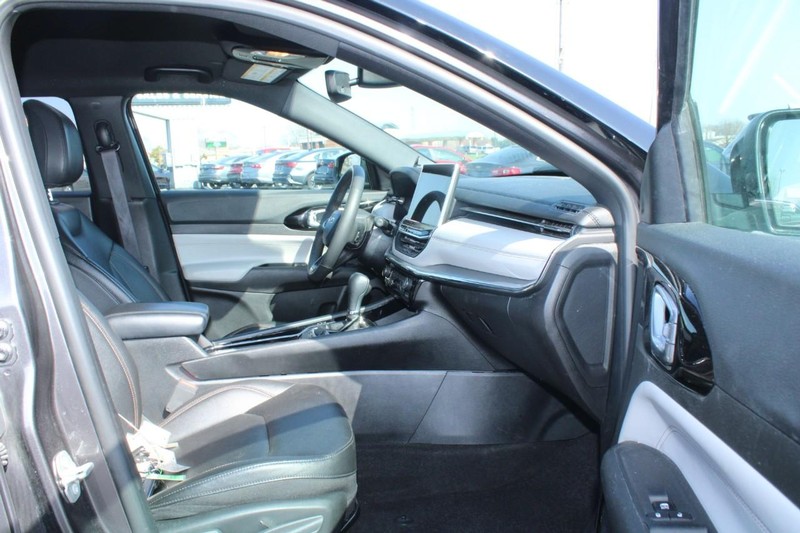 Jeep Compass Vehicle Image 11