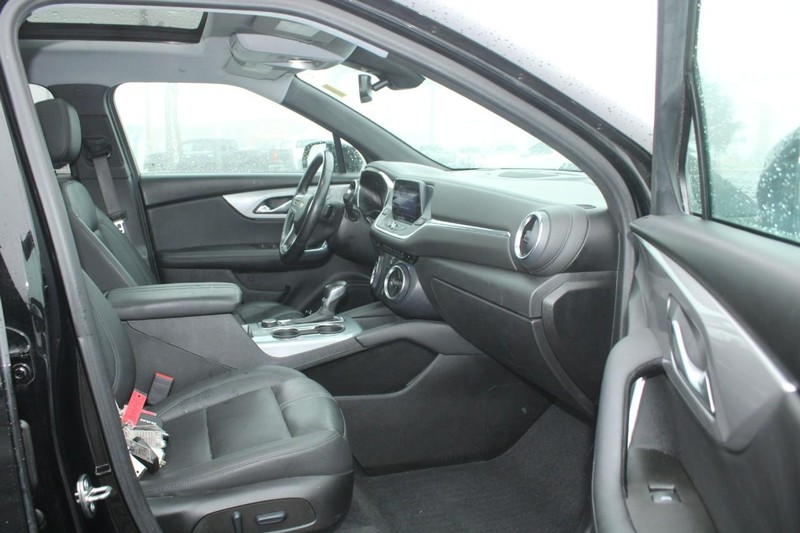 Chevrolet Blazer Vehicle Full-screen Gallery Image 11