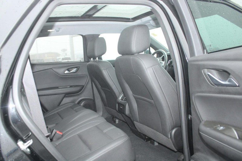 Chevrolet Blazer Vehicle Full-screen Gallery Image 12