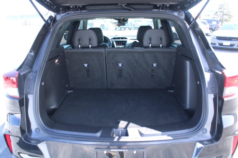 Chevrolet TrailBlazer Vehicle Full-screen Gallery Image 06