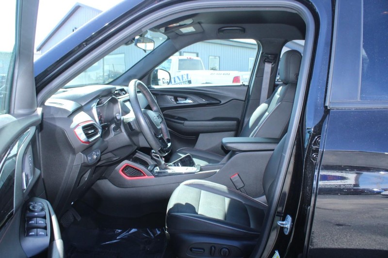 Chevrolet TrailBlazer Vehicle Full-screen Gallery Image 08