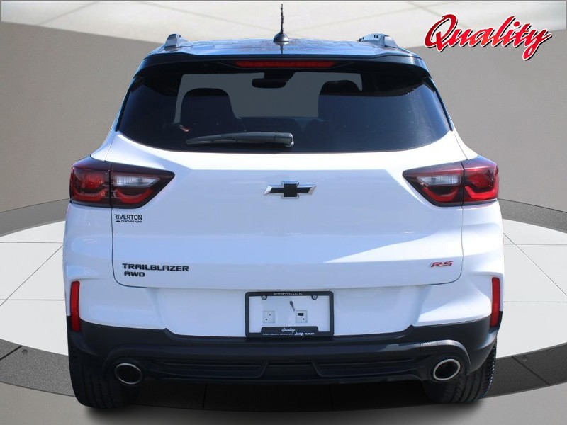 Chevrolet TrailBlazer Vehicle Full-screen Gallery Image 04