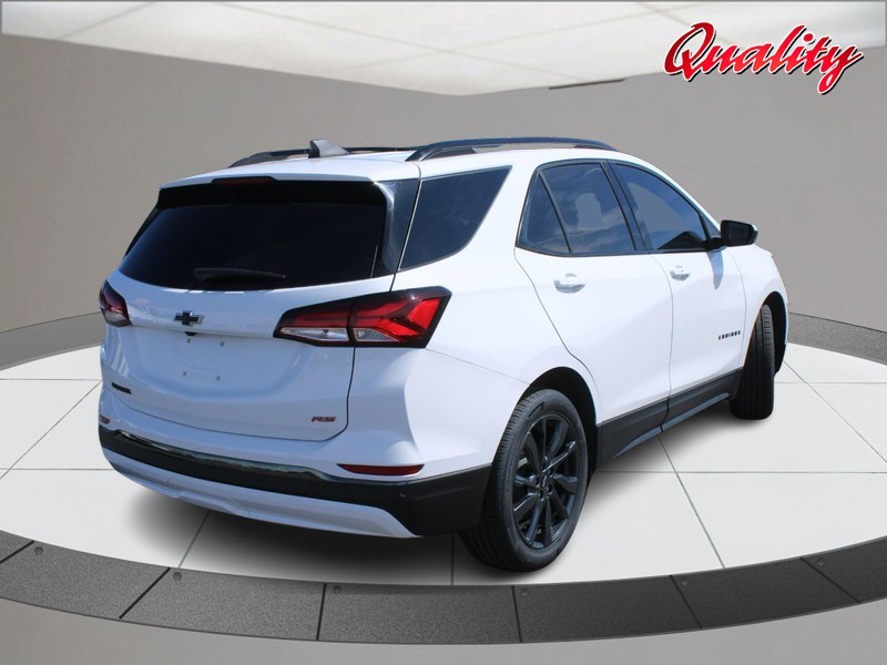 Chevrolet Equinox Vehicle Full-screen Gallery Image 03