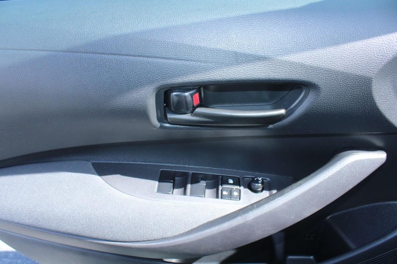 Toyota Corolla Vehicle Image 08