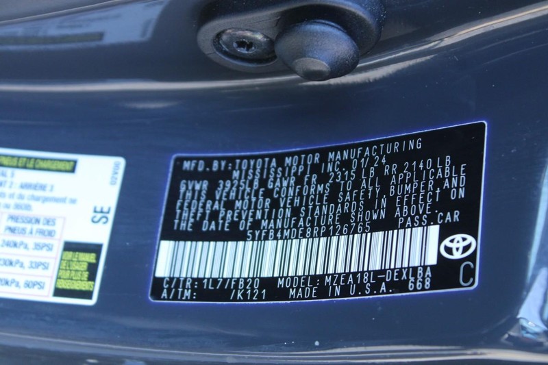 Toyota Corolla Vehicle Image 17