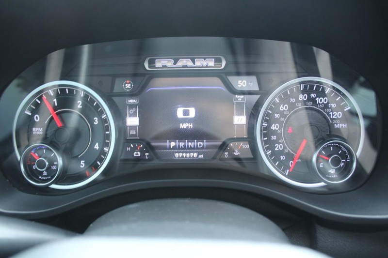 Ram 1500 Vehicle Image 18