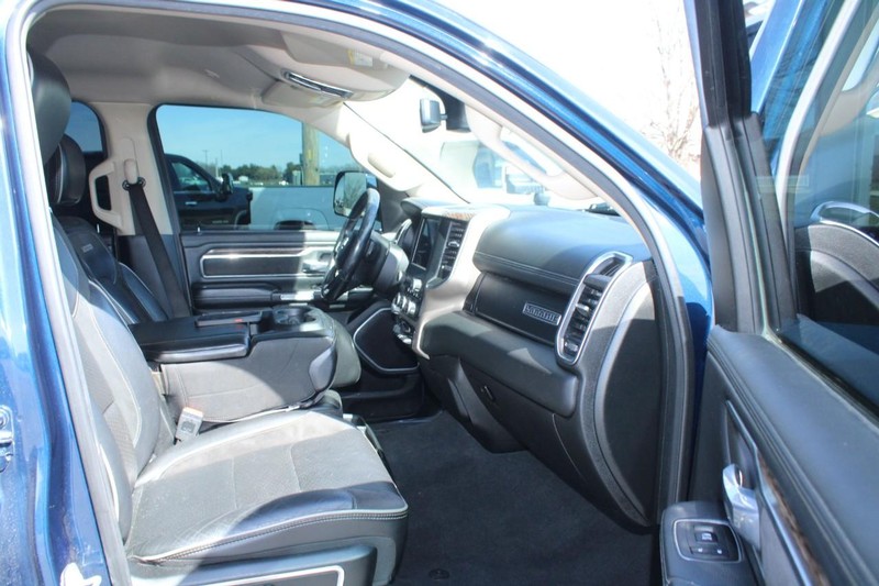 Ram 1500 Vehicle Image 11